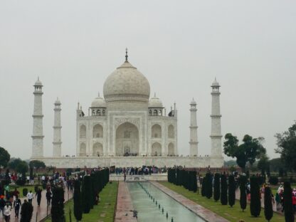 Delhi-Agra-Delhi same day tour in Toyotal Innova Crysta - Image 6